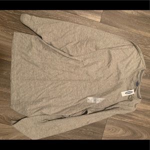 Old navy long sleeve shirt